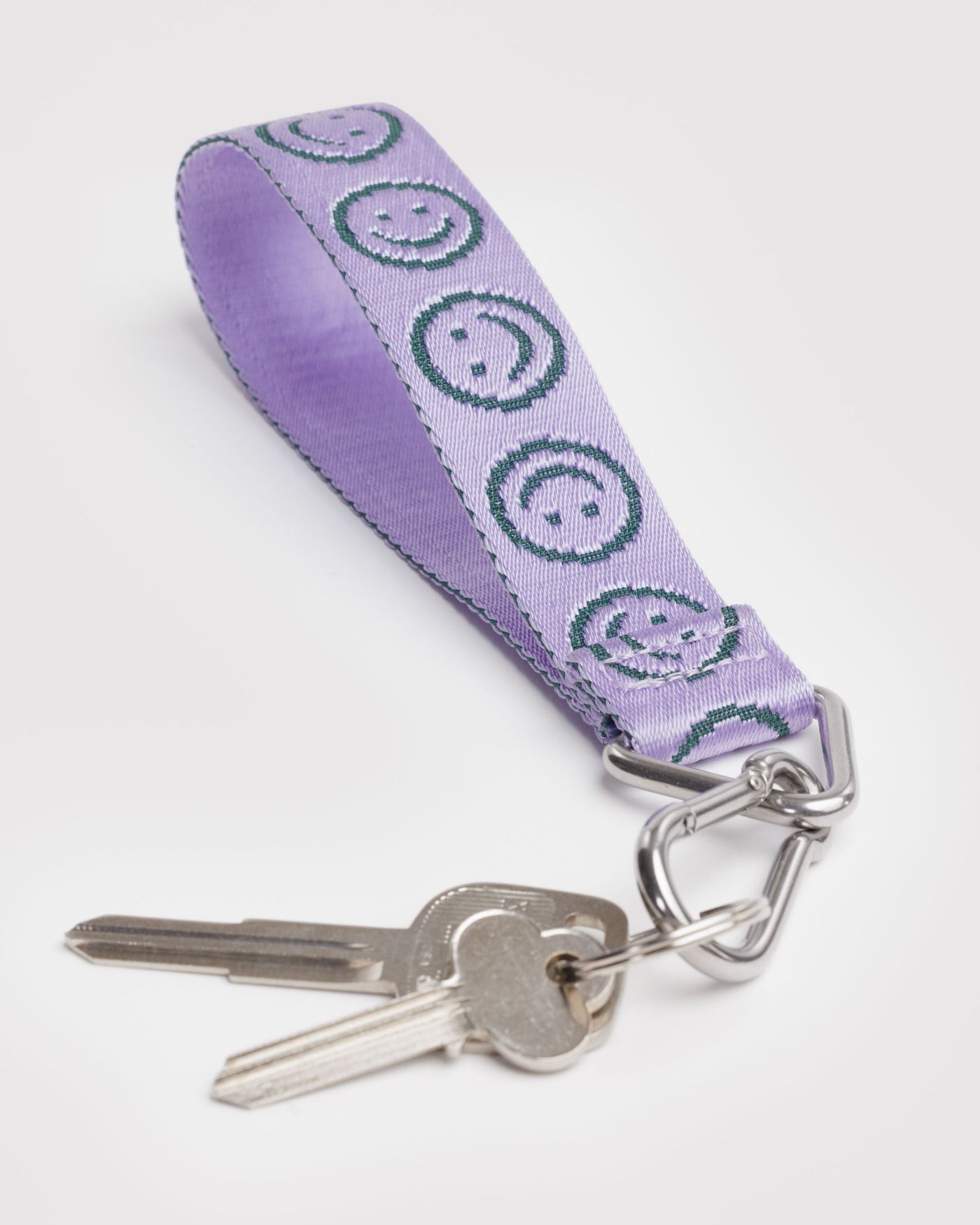 Logo Keychain Q6