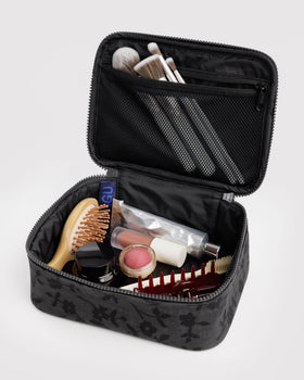 Small Cosmetic Case B4