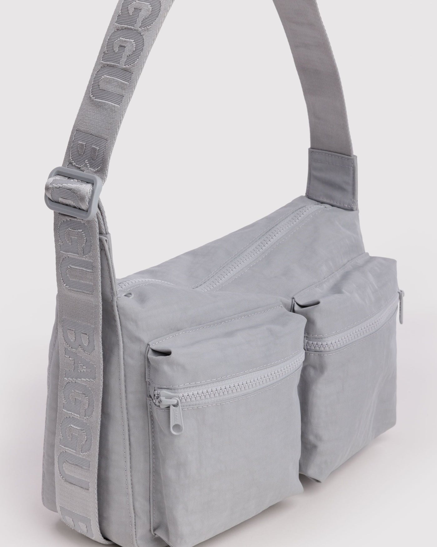Medium Cargo Crossbody R7